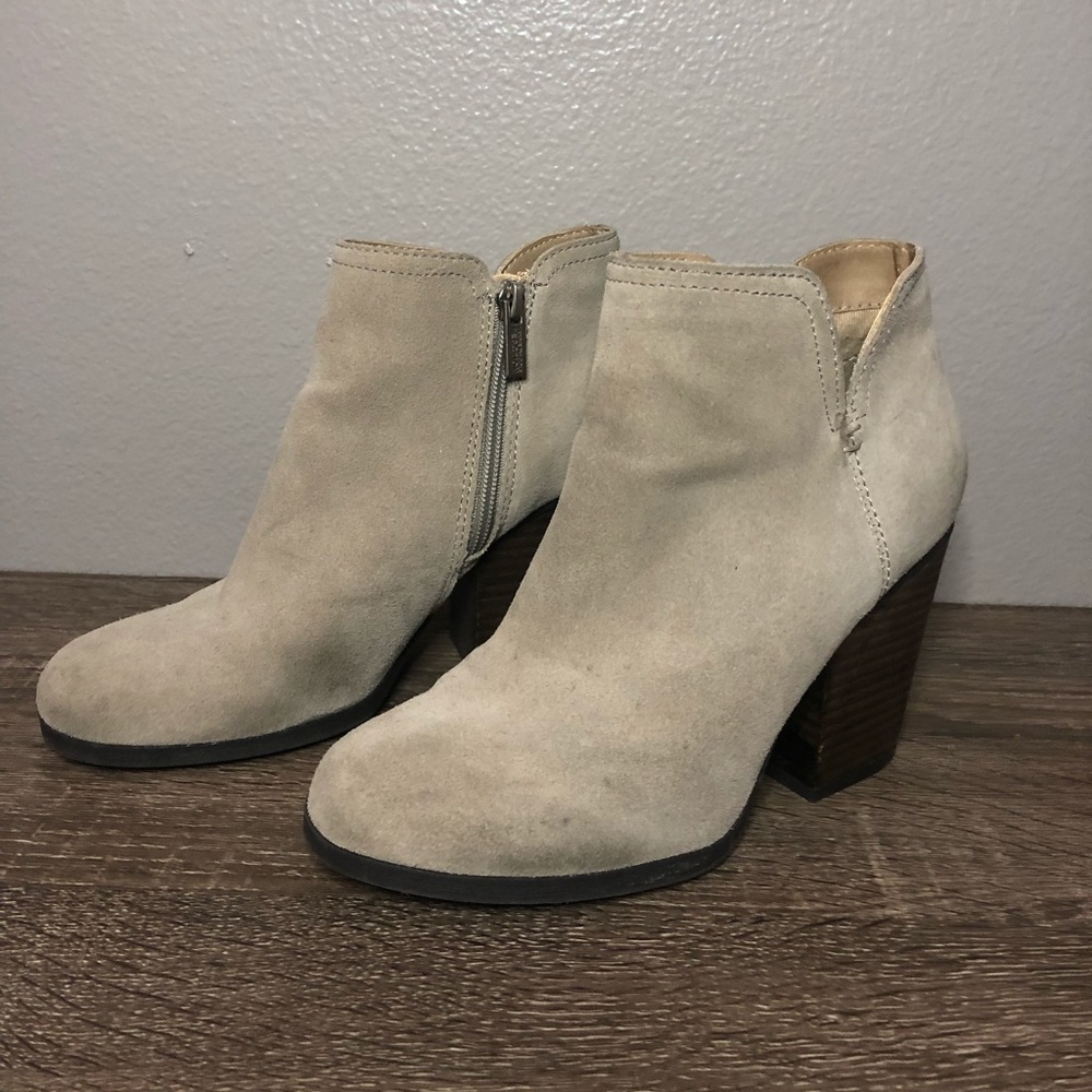 Kenneth Cole Reaction Heeled Booties Size 7